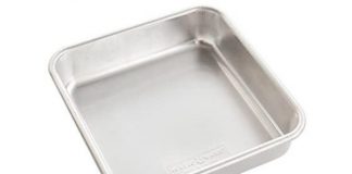 Nordic Ware 47500 Naturals Aluminum Commercial 8" x 8" Square Cake Pan, 8 by 8 inches, Silver